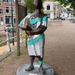 Gouds kaasmeisje
